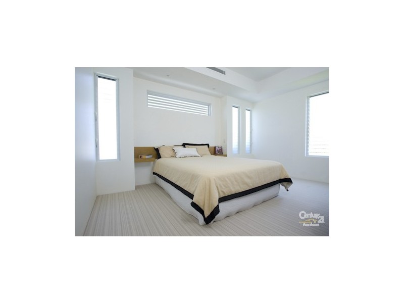 2/18 Henderson St, Sunshine Beach QLD 4567