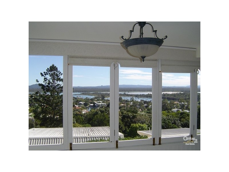 2/31 Picture Point Cres, Noosa Heads QLD 4567