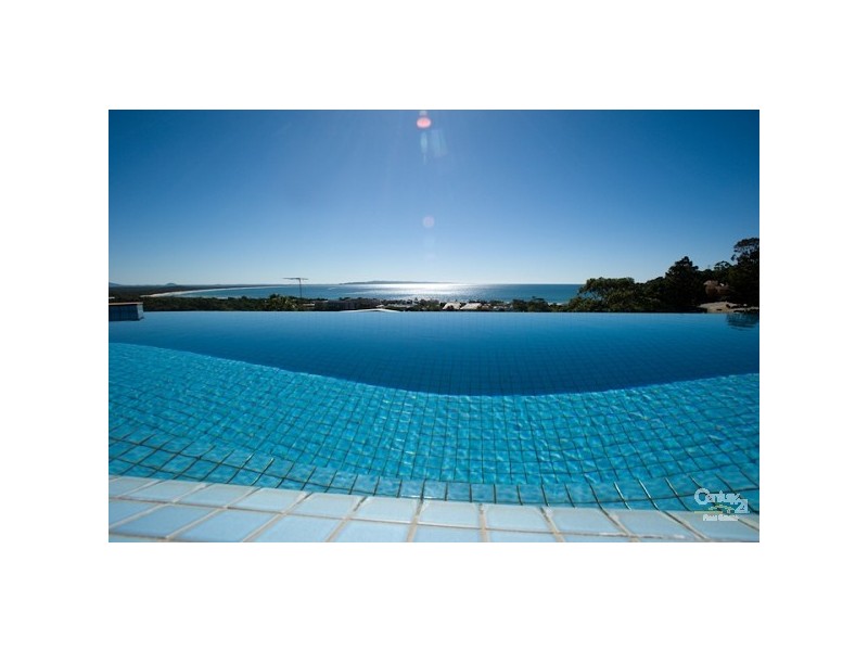 2/8 Noosa Drive, Noosa Heads QLD 4567