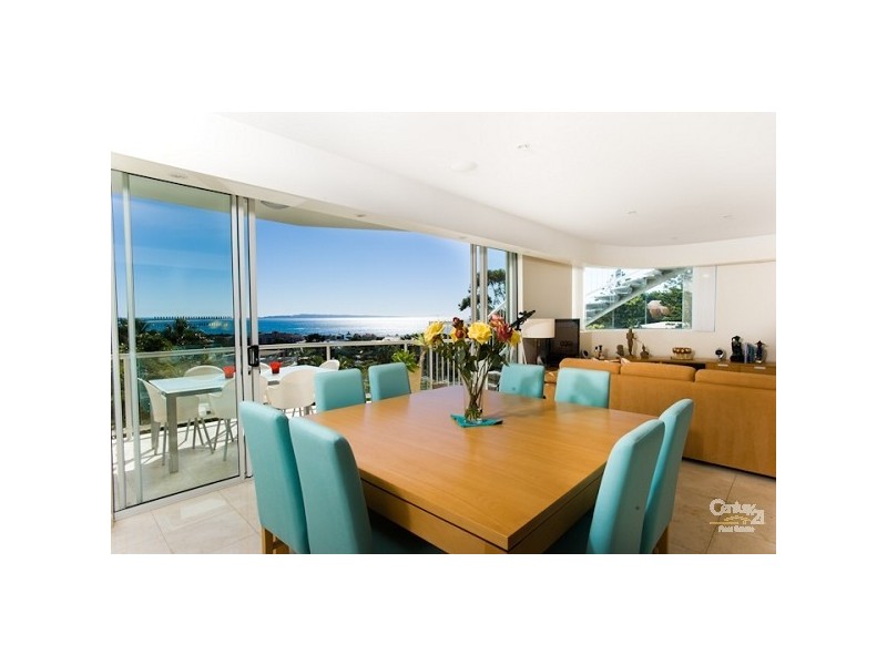 2/8 Noosa Drive, Noosa Heads QLD 4567