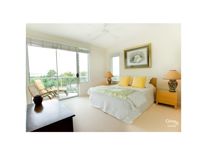 2/8 Noosa Drive, Noosa Heads QLD 4567