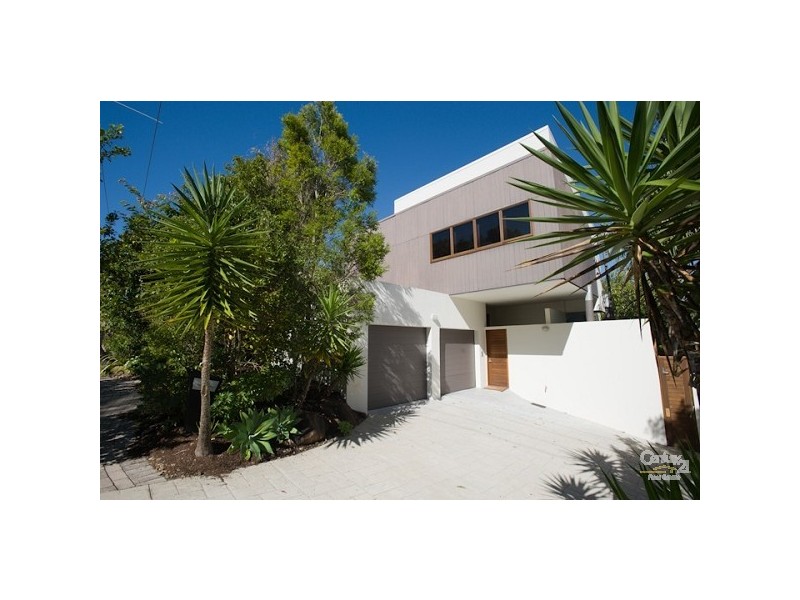 1/3 Parkedge Road, Sunshine Beach QLD 4567