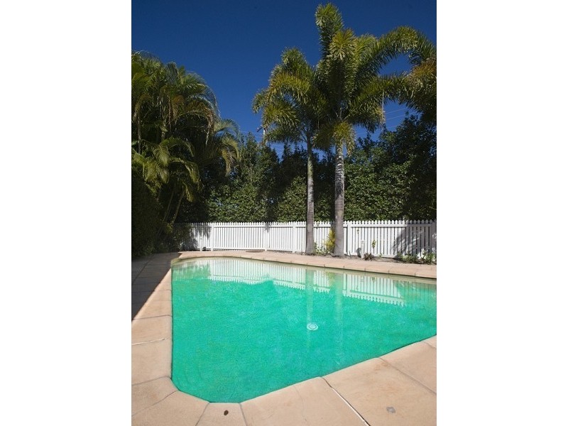 4/12 Duke Street, Sunshine Beach QLD 4567