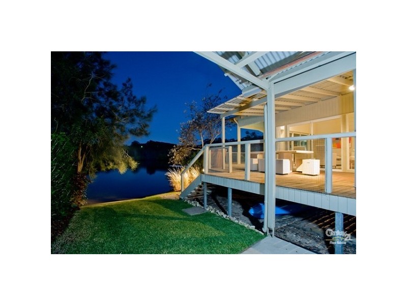 37 Wyuna Drive, Noosaville QLD 4566