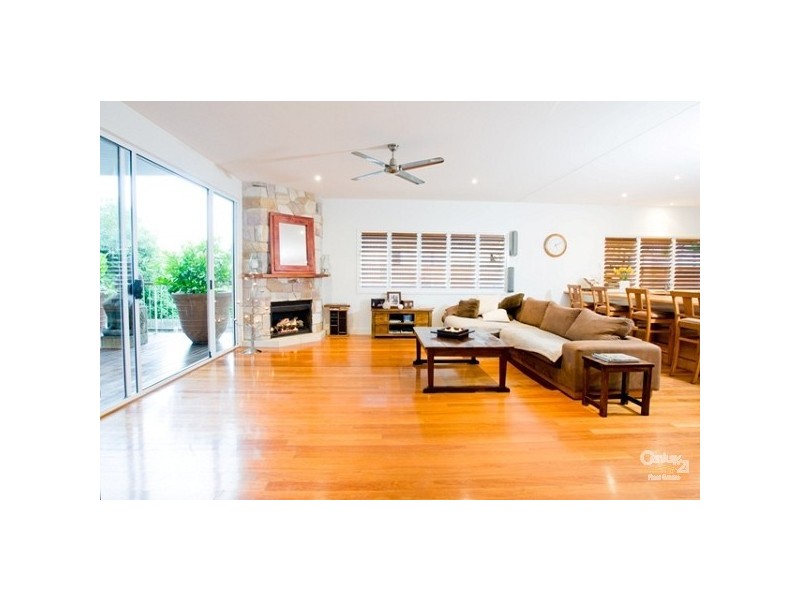 13 Ross Crescent, Sunshine Beach QLD 4567