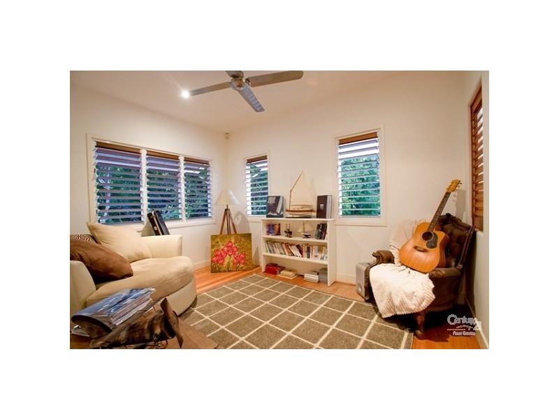 13 Ross Crescent, Sunshine Beach QLD 4567