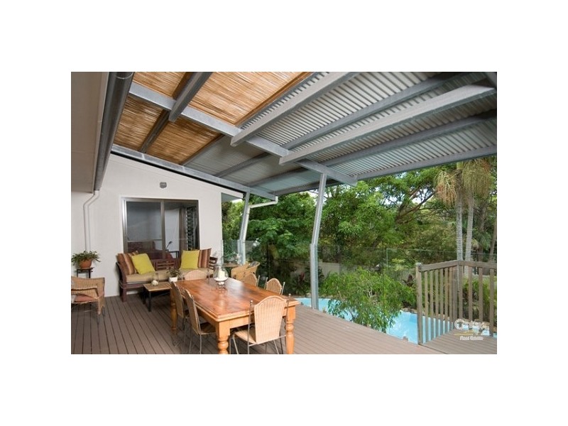 8 Moonare Crescent, Noosa Heads QLD 4567