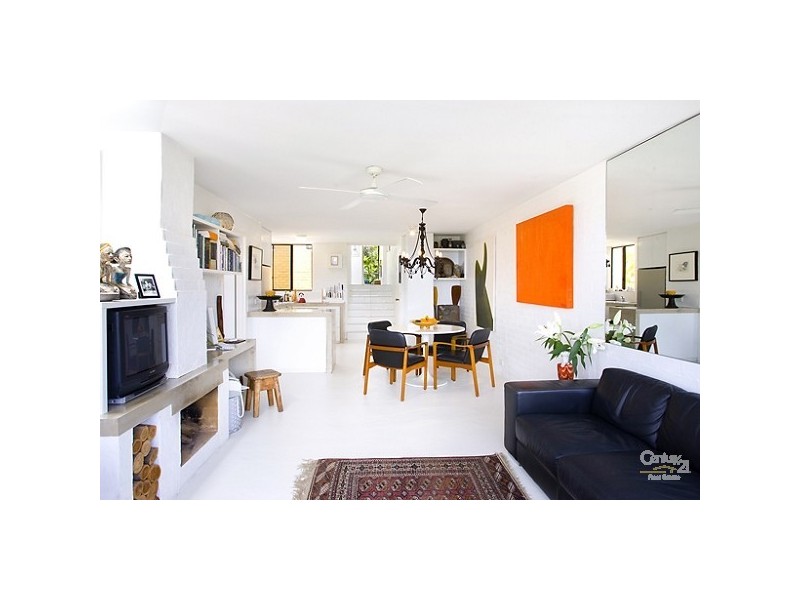 6, 5 Selene Street, Sunrise Beach QLD 4567