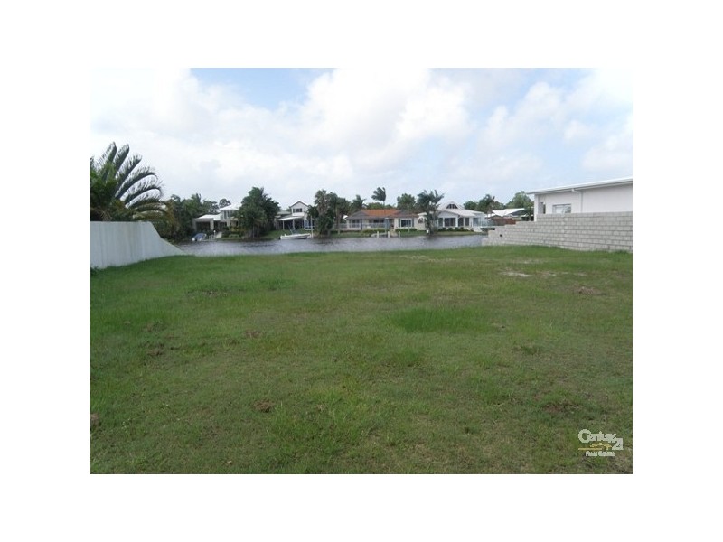 22 Seahorse Place, Noosaville QLD 4566