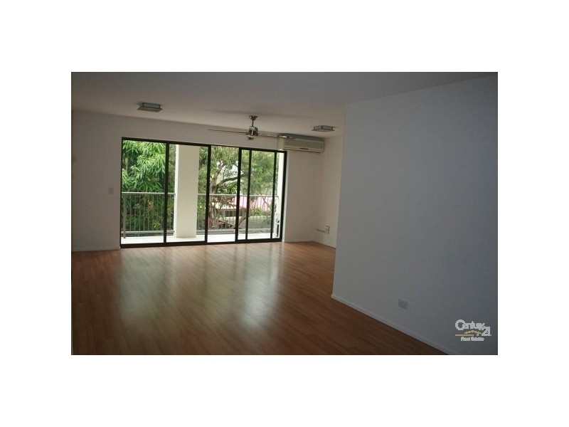 2, 31 Katharina Street, Noosa Heads QLD 4567