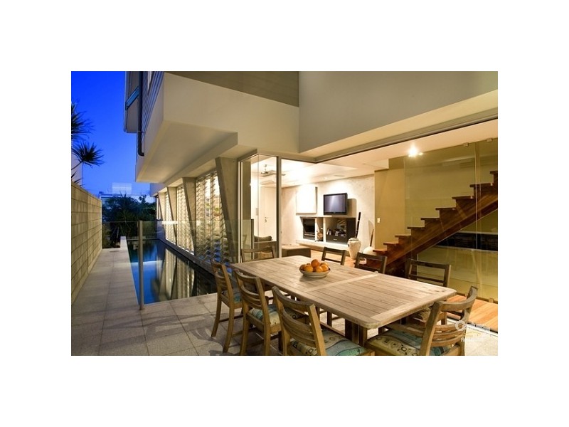 41 Douglas Street, Sunshine Beach QLD 4567