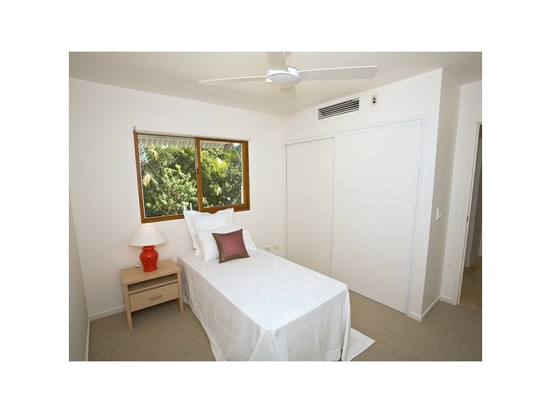 55 Elizabeth St, Noosaville QLD 4566