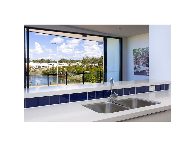 2/2 Balgownie Drive, Peregian Springs QLD 4573