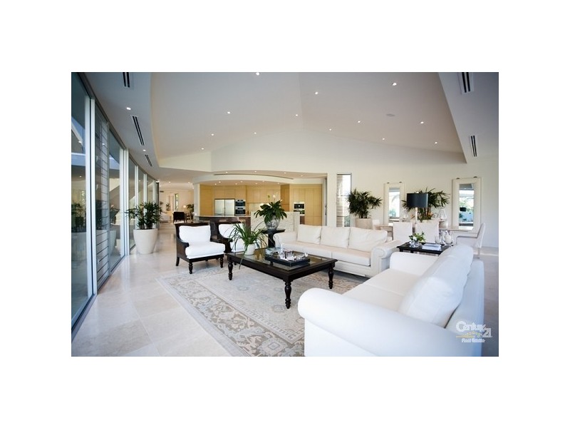 707/61 Noosa Springs Drive, Noosa Heads QLD 4567