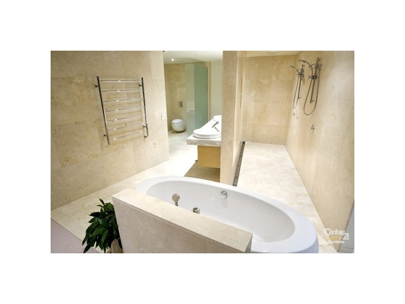 707/61 Noosa Springs Drive, Noosa Heads QLD 4567