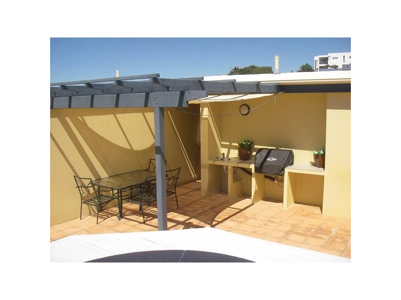 24 Castaways Cove, Castaways Beach QLD 4567