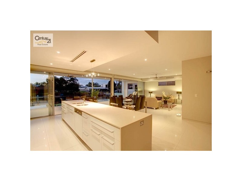 25 Mossman Crt, Noosa Heads QLD 4567