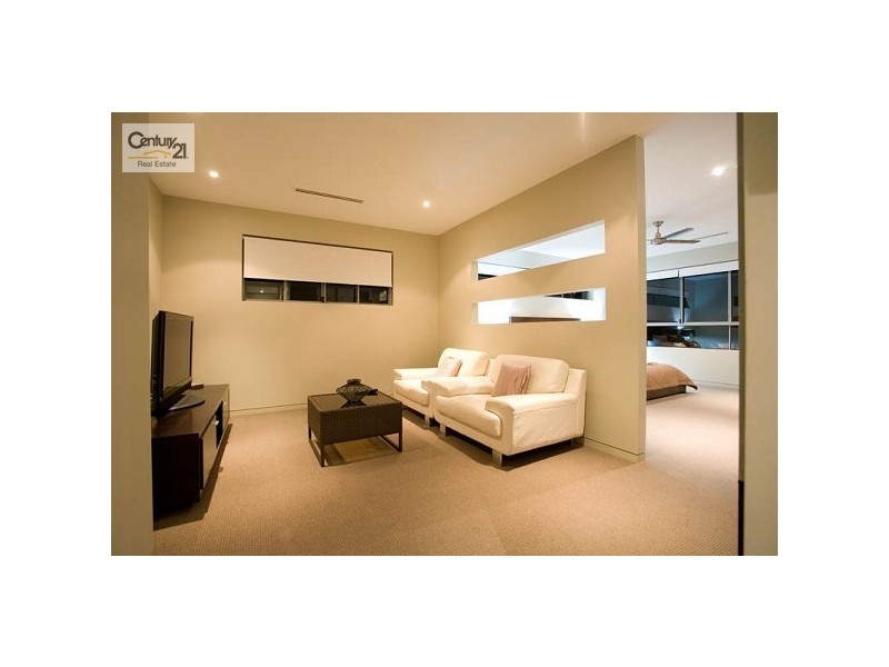 25 Mossman Crt, Noosa Heads QLD 4567