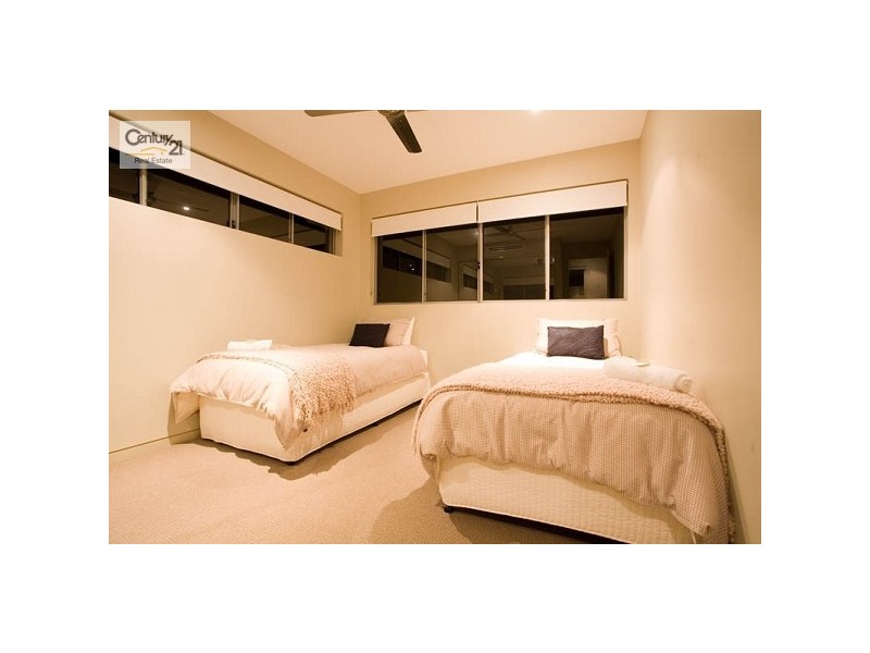 25 Mossman Crt, Noosa Heads QLD 4567