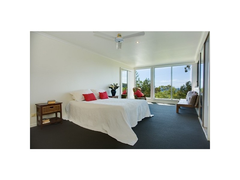 17 Bayview Rd, Noosa Heads QLD 4567