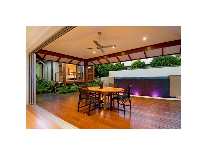 16 Treasure Cove, Noosa Heads QLD 4567