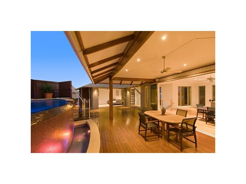 16 Treasure Cove, Noosa Heads QLD 4567