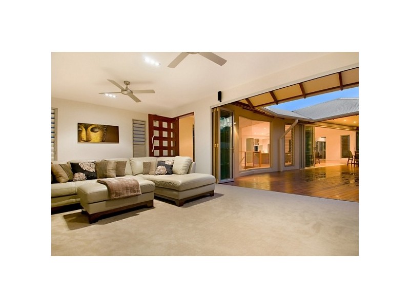 16 Treasure Cove, Noosa Heads QLD 4567