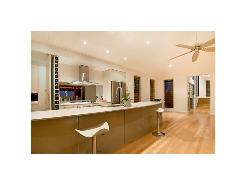 16 Treasure Cove, Noosa Heads QLD 4567