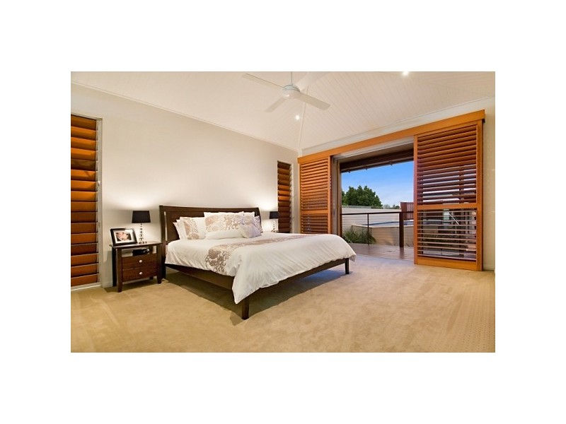 16 Treasure Cove, Noosa Heads QLD 4567