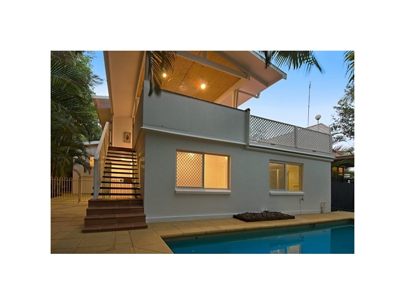 6 Dwyer St, Sunshine Beach QLD 4567