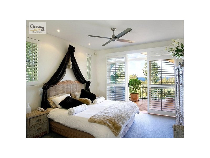 15 Webb Rd, Sunshine Beach QLD 4567