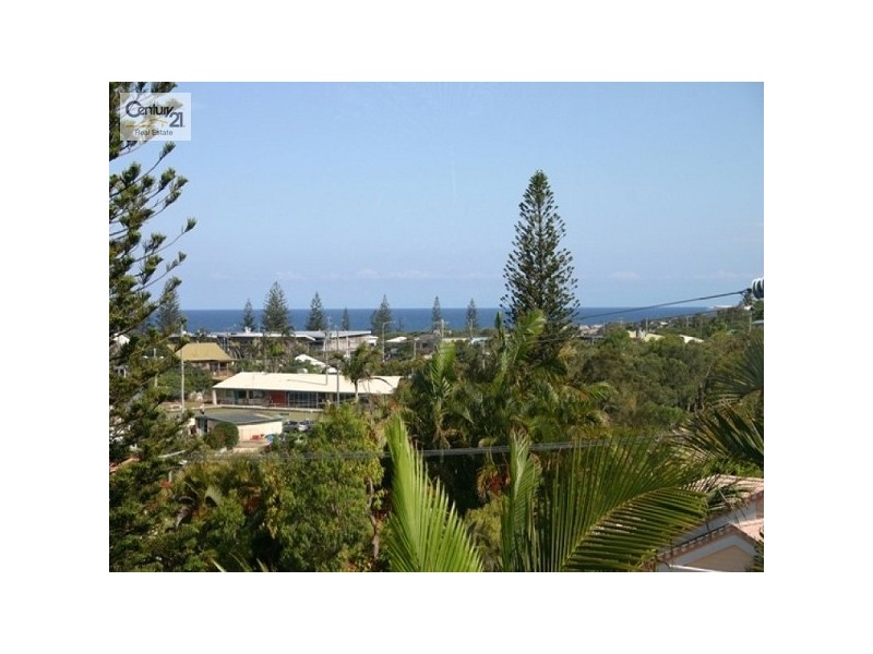 12 Woodland Dr, Peregian Beach QLD 4573