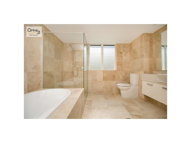 1/18 Henderson St, Sunshine Beach QLD 4567