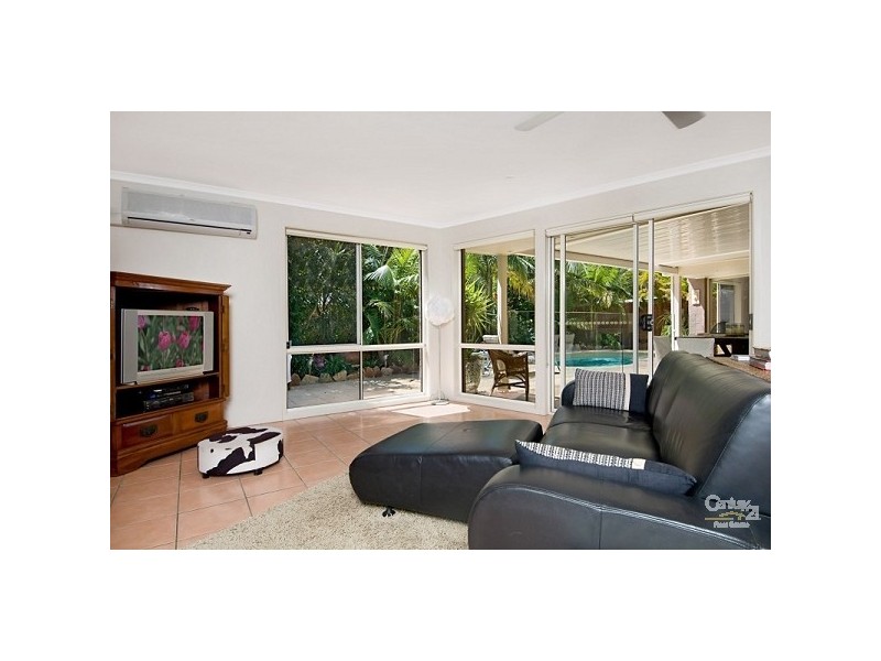 25 Stormbird Dr, Noosa Heads QLD 4567