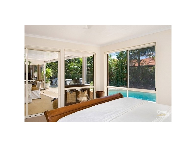 25 Stormbird Dr, Noosa Heads QLD 4567