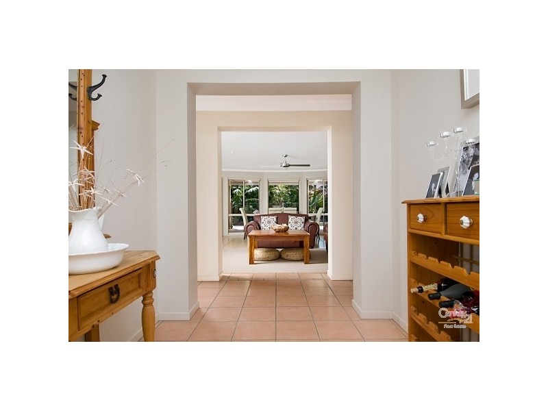25 Stormbird Dr, Noosa Heads QLD 4567