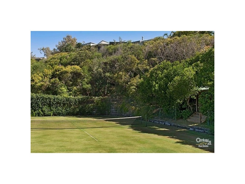 27 Ross Cres, Sunshine Beach QLD 4567