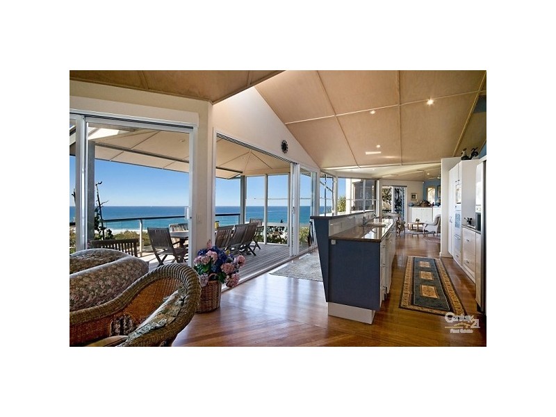 27 Ross Cres, Sunshine Beach QLD 4567