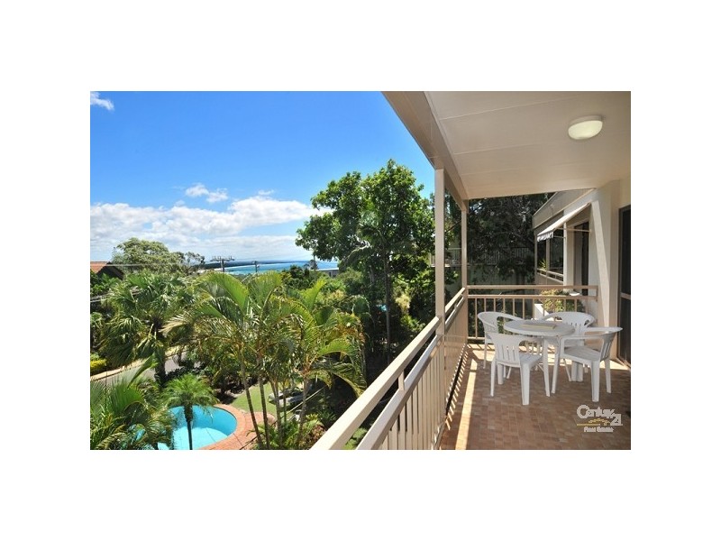 4/14 Edgar Bennett Ave, Noosa Heads QLD 4567