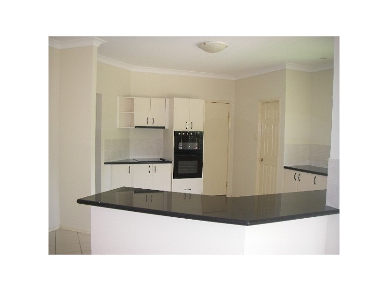 17 Glenview Court, Underwood QLD 4119