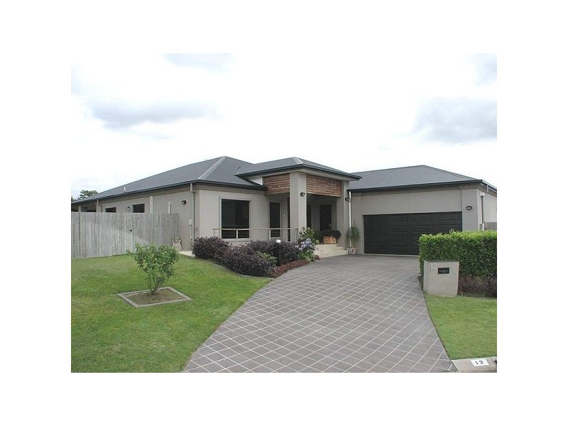 12 Breezeway Court, Kuraby QLD 4112
