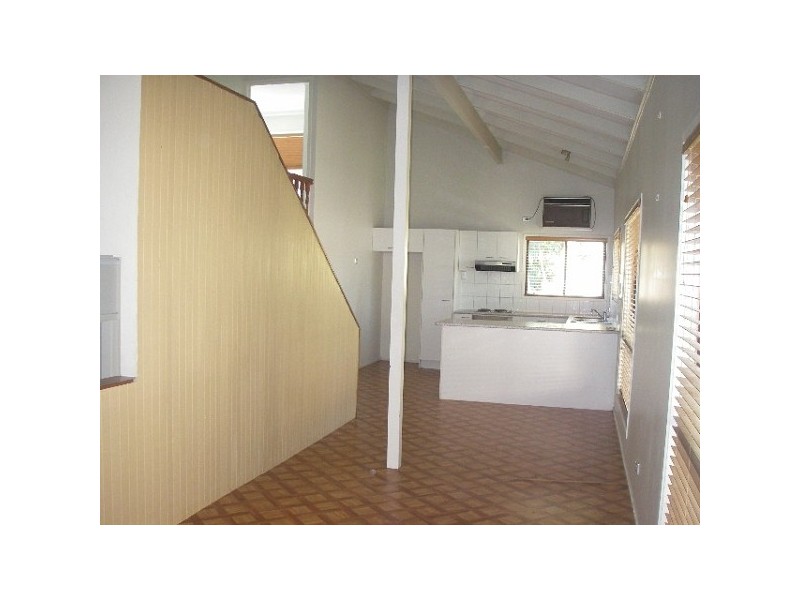 7 Hope Street, Kingston QLD 4114