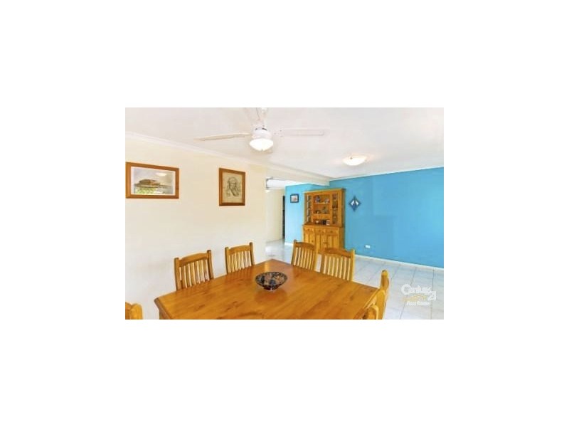 43 Westmoreland Blvd, Springwood QLD 4127
