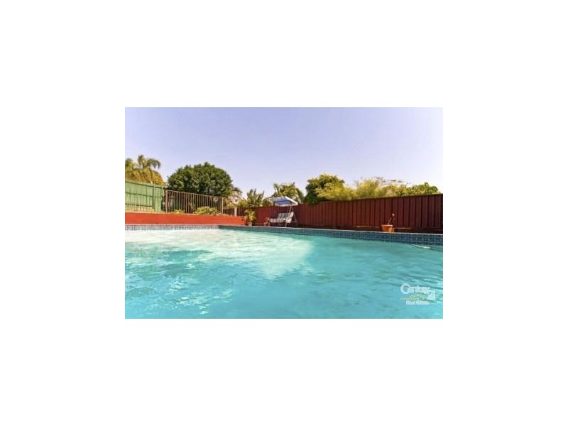43 Westmoreland Blvd, Springwood QLD 4127