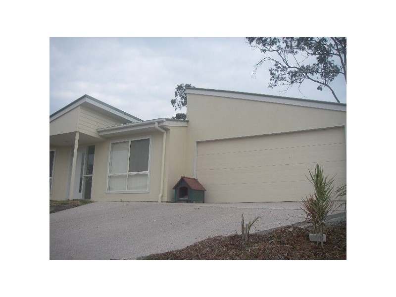 15 Benarkin Close, Waterford QLD 4133