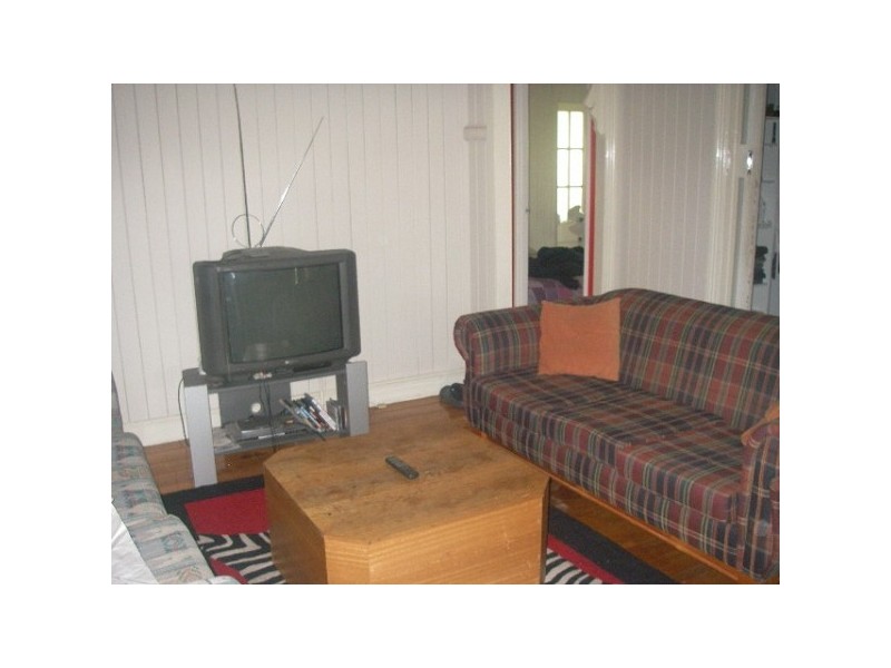 16 Lily Street, Salisbury QLD 4107