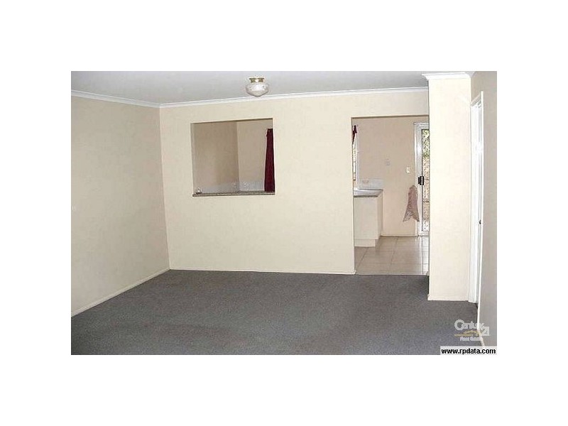 18/120 Queens Road, Kingston QLD 4114