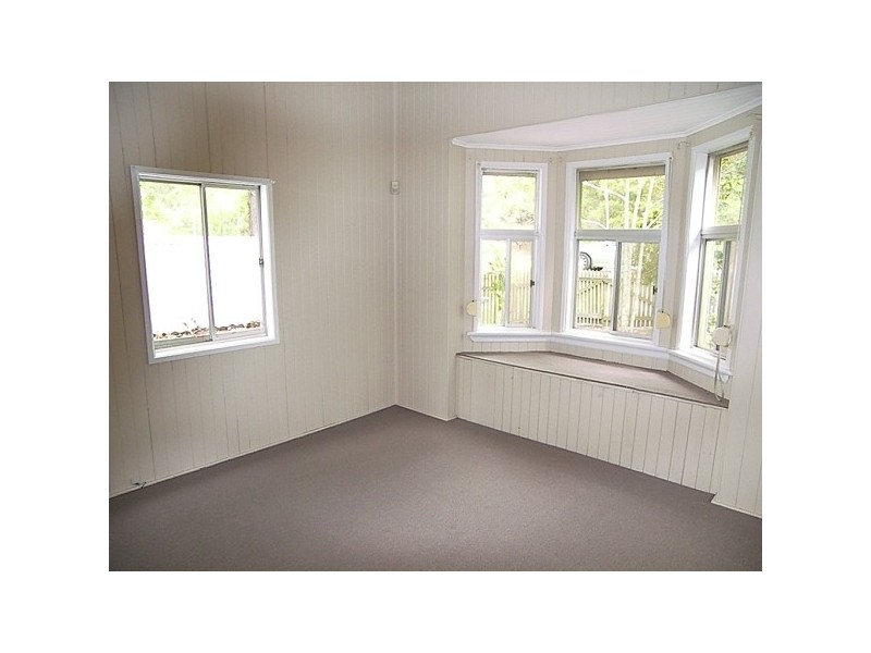 24 Collin Court, Kingston QLD 4114