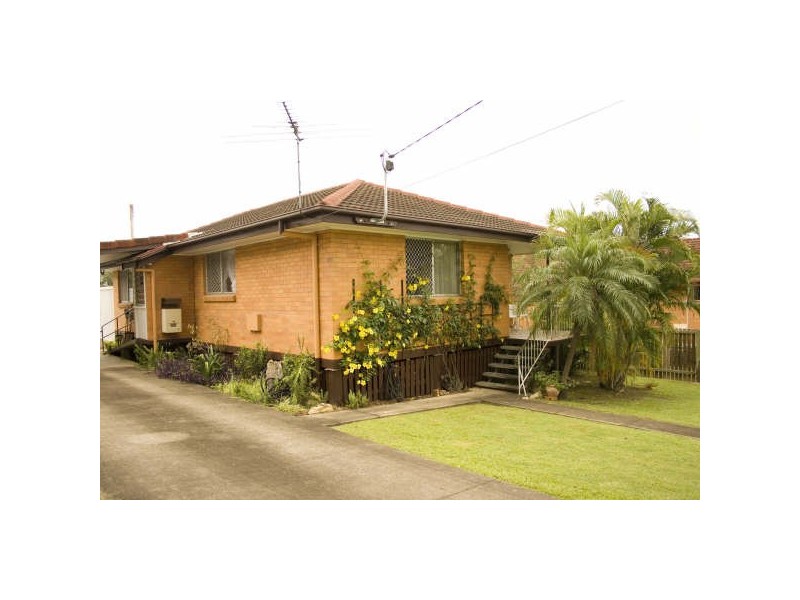 12 Claudia Street, Kingston QLD 4114
