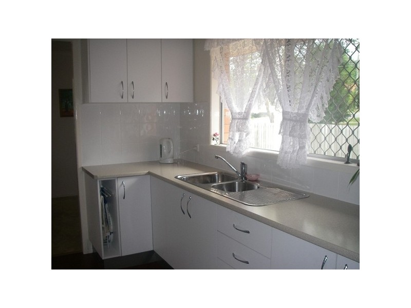 12 Claudia Street, Kingston QLD 4114